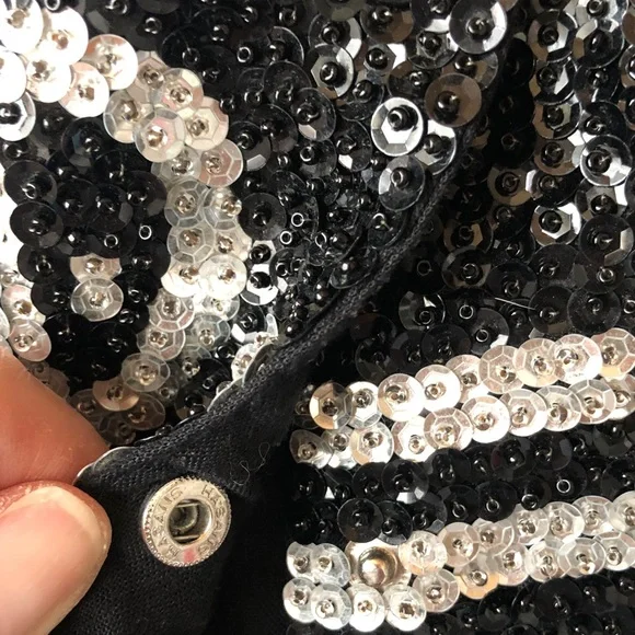 Stunning Sequin Musical Note Vest - Black and Silver - Picture 9 of 14